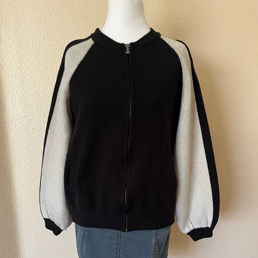 Black and White Floral Embroidered Sweater Jacket - Picture 5 of 5